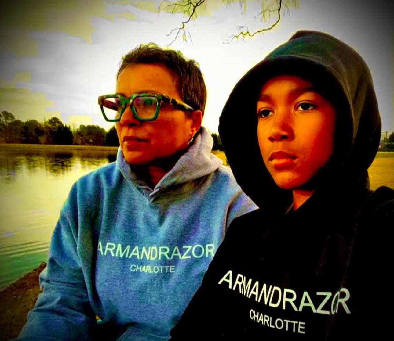 ARMANDRAZOR HOODIE